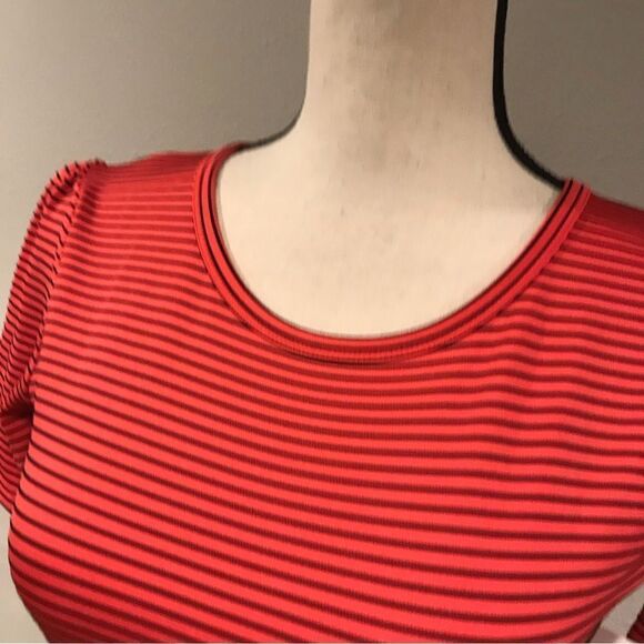 LuLaRoe striped short sleeve Amelia dress - Picture 2 of 12